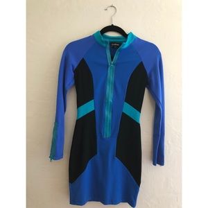 Bebe long sleeve dress